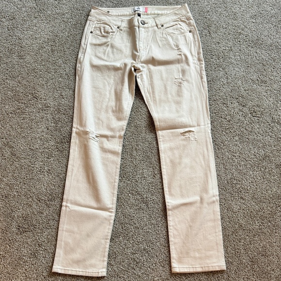 cabi Slim Boyfriend Jeans, #5089, winter white, 8, EUC, slightly distressed - Picture 1 of 7